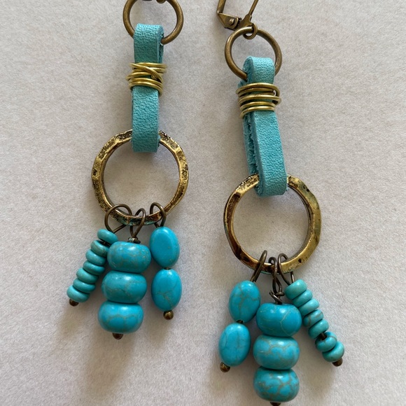 HAND CRAFTED HOOP EARRINGS Leather Stone Brass Turquoise Howlite - Picture 4 of 11